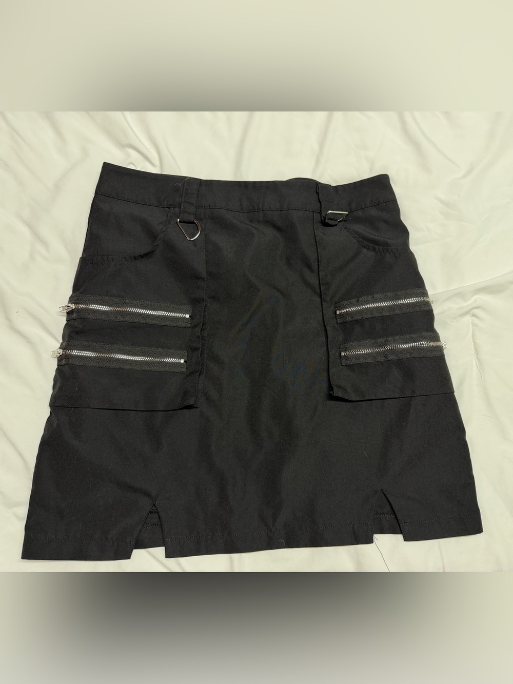 ROMWE Black Cargo Skirt-Pants with Dual Zipper Pockets